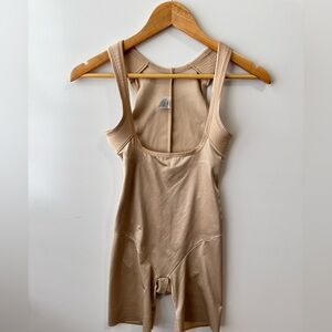 TC‎ Fine Intimates Shapewear Torsette Size Medium